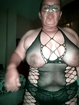 Roxy 77 online show from March 26, 2026, 8:09 am