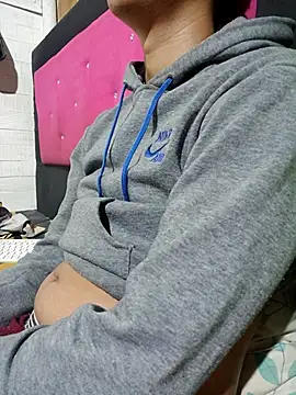 Sophia Noah online show from March 1, 2026, 10:28 am