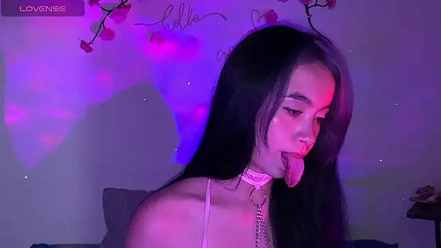 Snapshot of sweet_molly420 chatting on May 15, 2026, 11:01 pm sweet molly420 online show from May 15, 2026, 11:01 pm