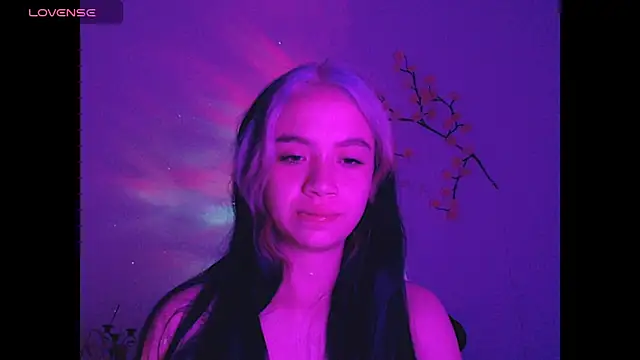 Snapshot of sweet_molly420 chatting on June 1, 2026, 5:31 am sweet molly420 online show from June 1, 2026, 5:31 am