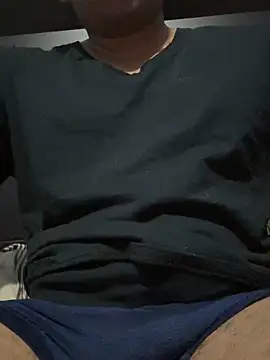 Snapshot of Lupman23667 chatting on March 15, 2026, 10:21 am Lupman23667 online show from March 15, 2026, 10:21 am