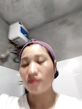 Lilinn  online show from March 10, 2026, 11:15 am