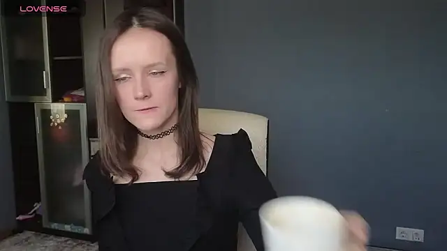 Tender Swan online show from March 22, 2026, 11:35 am