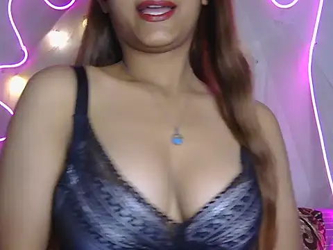 Snapshot of boldxx_G chatting on June 16, 2026, 1:03 pm boldxx G online show from June 16, 2026, 1:03 pm