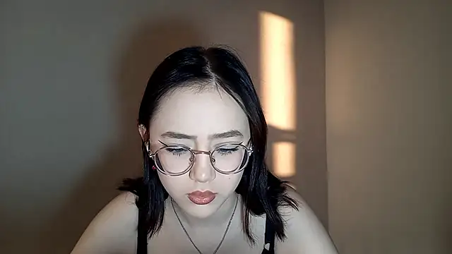 SolvedGlobe online show from March 13, 2026, 2:12 pm