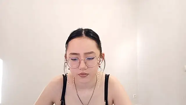 SolvedGlobe online show from March 28, 2026, 1:11 pm