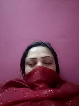 Beauty-3 online show from April 9, 2026, 2:11 pm