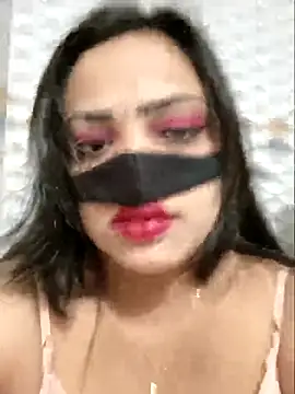 Beauty-3 online show from April 15, 2026, 7:58 pm