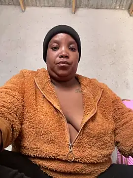friendlybitch22 online show from May 19, 2026, 11:27 am
