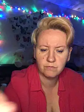 SofiaAmour online show from April 9, 2026, 8:03 pm