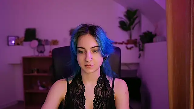 stacy  x3 online show from April 15, 2026, 8:21 am