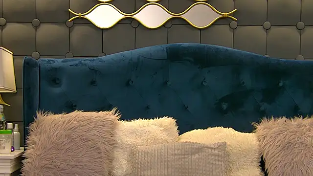 MisssKaya online show from April 8, 2026, 3:01 pm