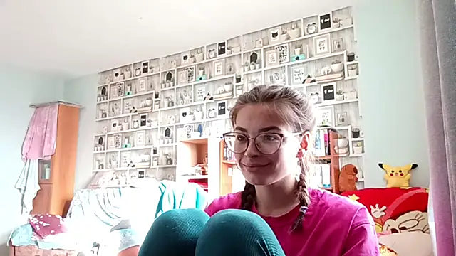 JInaMillsap online show from April 16, 2026, 8:04 am