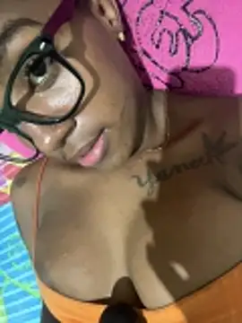 Snapshot of Emi_rousse chatting on April 14, 2026, 3:56 am Emi rousse online show from April 14, 2026, 3:56 am