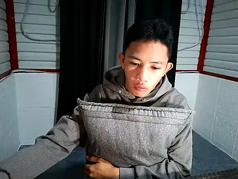 xmysteriousguyx online show from March 16, 2026, 12:09 pm