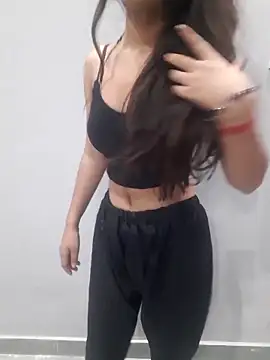 Tanu688 online show from April 19, 2026, 4:50 pm