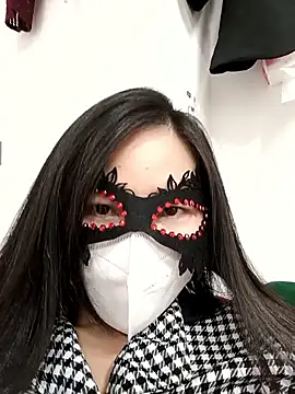 Snapshot of Suka-mon chatting on March 8, 2026, 2:43 pm Suka-mon online show from March 8, 2026, 2:43 pm