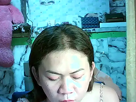 Snapshot of ur_lovelychen chatting on April 1, 2026, 3:18 am ur lovelychen online show from April 1, 2026, 3:18 am