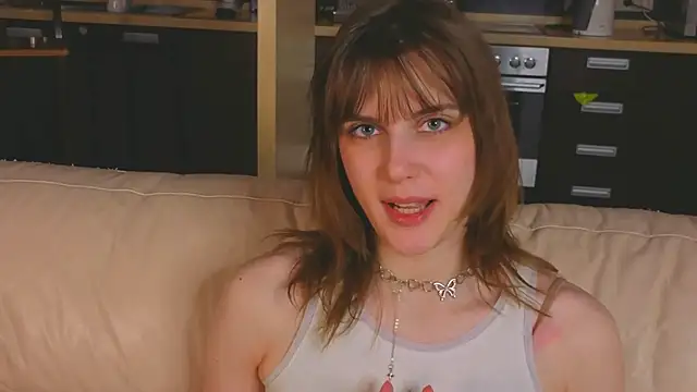 Snapshot of CloverRyan chatting on March 2, 2026, 5:08 am CloverRyan online show from March 2, 2026, 5:08 am