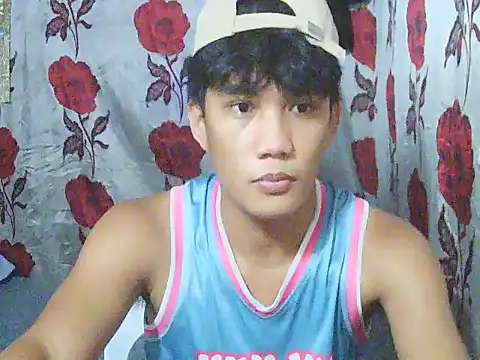 Snapshot of marksurelyhard chatting on May 24, 2026, 12:21 pm marksurelyhard online show from May 24, 2026, 12:21 pm