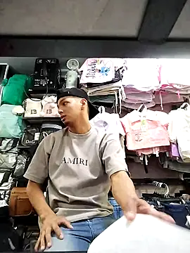 Snapshot of negroblacj chatting on March 2, 2026, 5:20 pm negroblacj online show from March 2, 2026, 5:20 pm