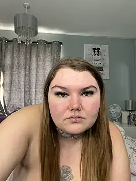 BeeMay22 online show from April 1, 2026, 8:48 am