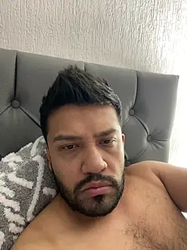 Snapshot of leonartho223 chatting on March 2, 2026, 3:30 am leonartho223 online show from March 2, 2026, 3:30 am