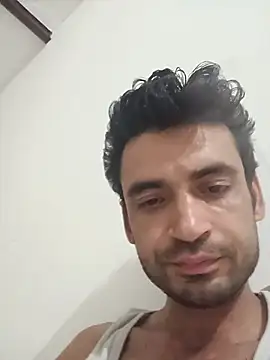 gauravsexy online show from June 26, 2026, 8:46 pm