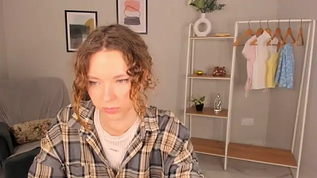 Keily Nimmnez online show from March 13, 2026, 1:18 pm