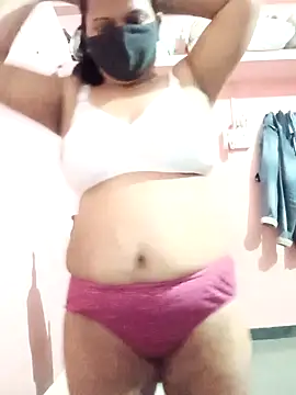 Miss-Dolly07 online show from March 31, 2026, 5:02 pm