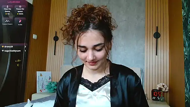 KatarinaHeaven online show from May 4, 2026, 7:59 am