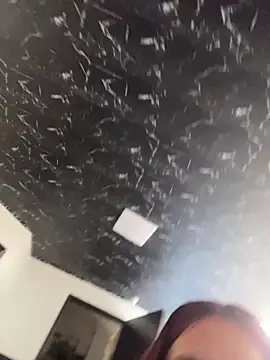 Snapshot of Salomee_LS chatting on March 4, 2026, 7:42 pm Salomee LS online show from March 4, 2026, 7:42 pm