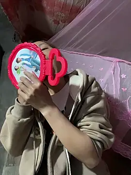 Mimi pussy online show from April 2, 2026, 12:58 pm