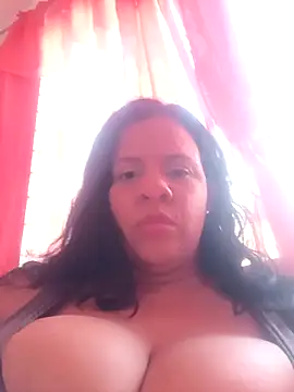 lapatronav2026 online show from April 10, 2026, 9:52 pm