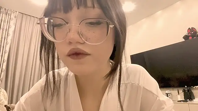 LoidaTrytten online show from March 3, 2026, 6:14 pm