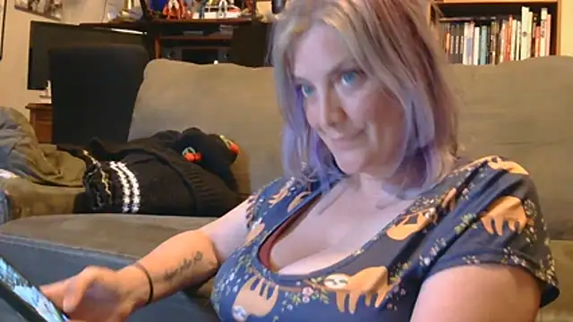 MistyMountains96 online show from May 5, 2026, 2:30 am