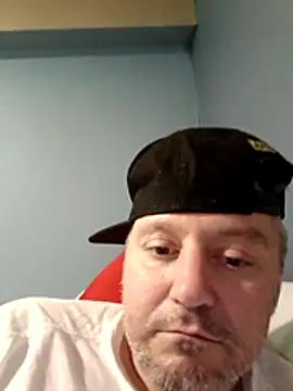 yoursextoy83 online show from March 14, 2026, 3:01 am