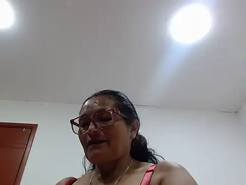  BellaNocturna online show from May 29, 2026, 3:26 am