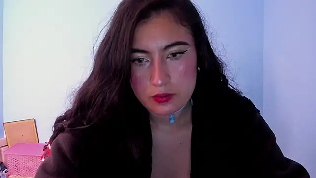 Snapshot of Cataa_Hill chatting on July 13, 2026, 4:37 am Cataa Hill online show from July 13, 2026, 4:37 am