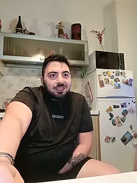bear skinny online show from May 20, 2026, 9:43 pm