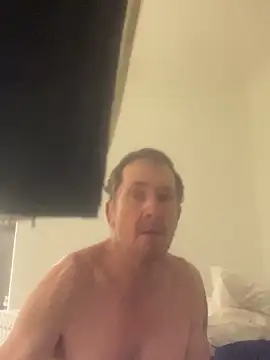 Snapshot of MrBombasticxxx chatting on May 14, 2026, 7:31 pm MrBombasticxxx online show from May 14, 2026, 7:31 pm