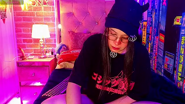 Yorumakie 777 online show from April 15, 2026, 2:18 am