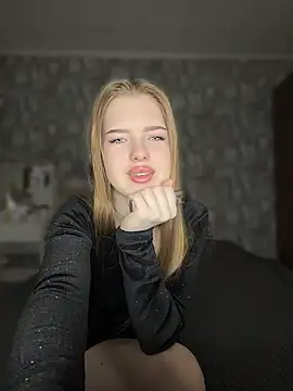 KayShaw online show from April 10, 2026, 5:23 am