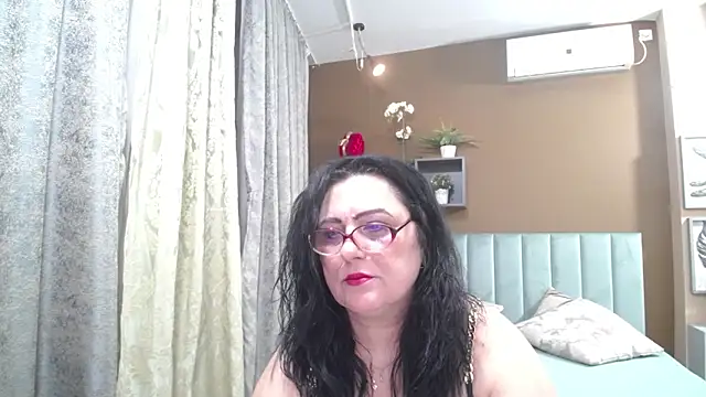 ValerieSmiths online show from March 8, 2026, 7:45 am