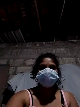 nilkirilli online show from March 23, 2026, 2:54 pm