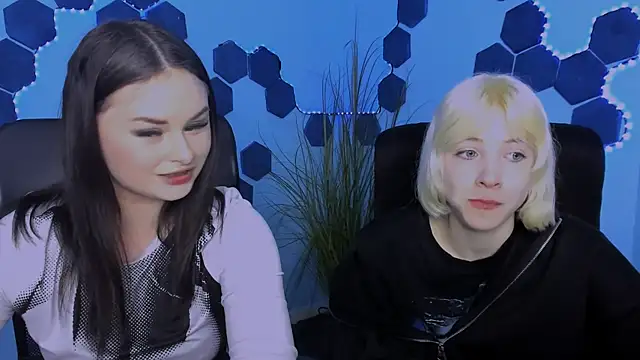 miss courtney  online show from April 20, 2026, 8:50 am