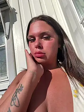 Snapshot of mileaSbaby chatting on May 8, 2026, 2:44 pm mileaSbaby online show from May 8, 2026, 2:44 pm