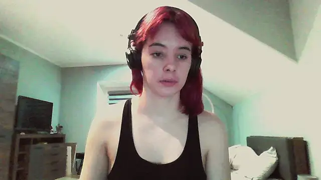 amberdoll   online show from March 8, 2026, 5:17 pm