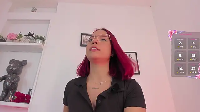 Im Scarlett  online show from April 3, 2026, 6:17 pm