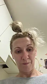 Secret Ladyx online show from April 29, 2026, 7:09 pm